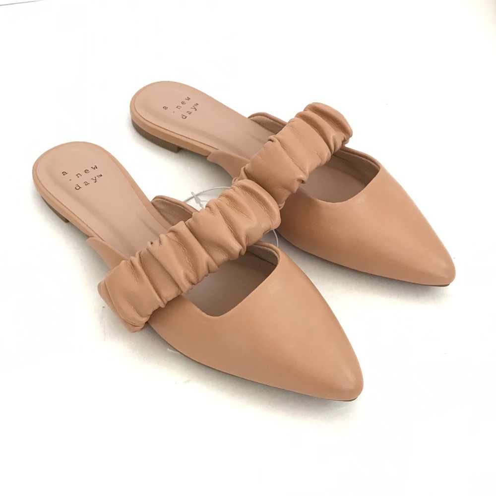 A NEW DAY Celeste Mules Tan Women’s Size 7 NWT